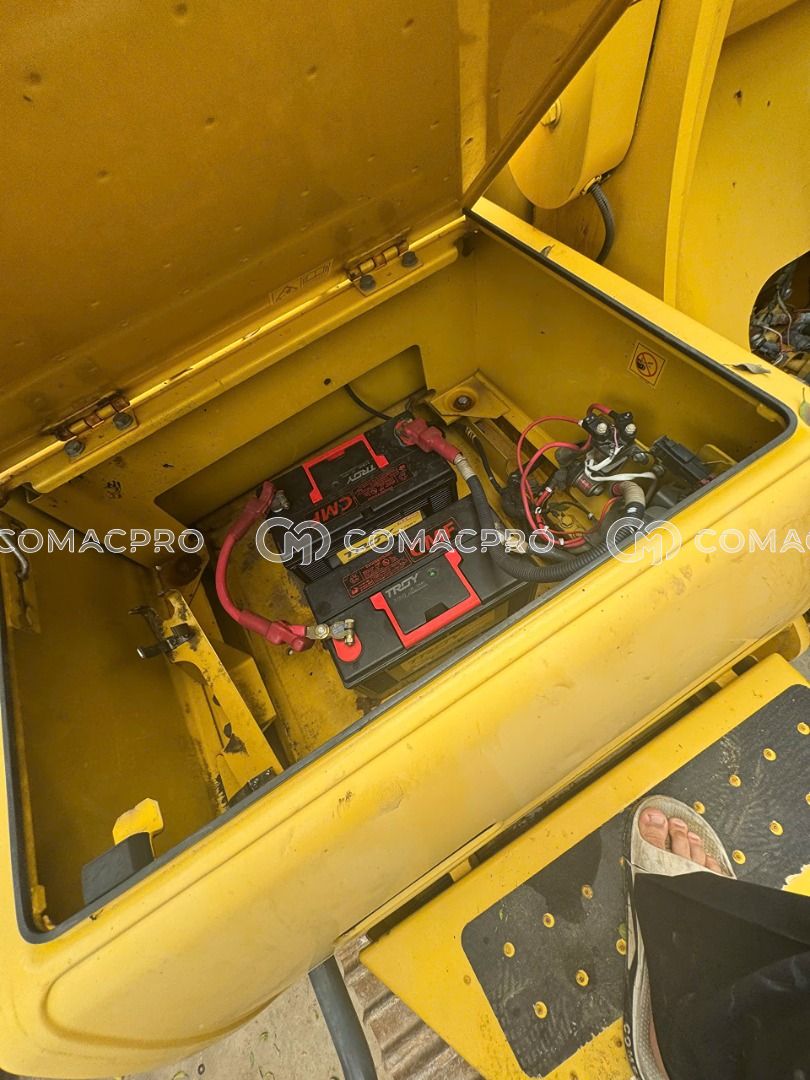 2013 - KOMATSU HB205-1 Máy xúc đào bánh xích, ảnh 6