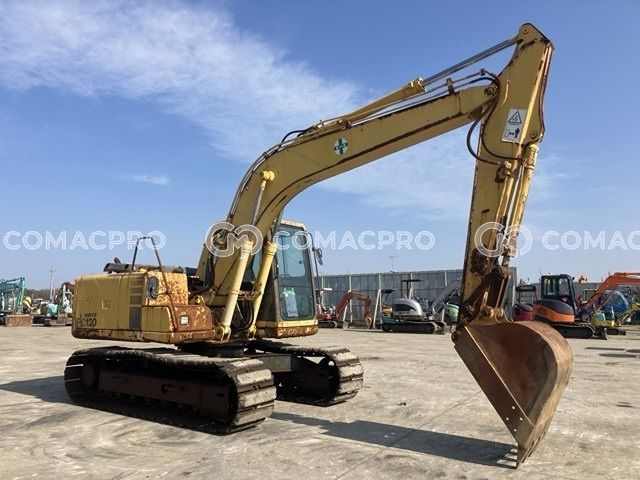 Máy xúc Komatsu PC120 – Máy xúc bánh xích cho công trình vừa và nhỏ.