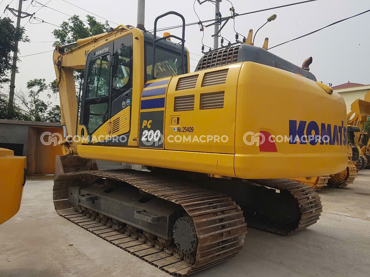 Máy xúc bánh xích KOMATSU PC200-10 - 2016