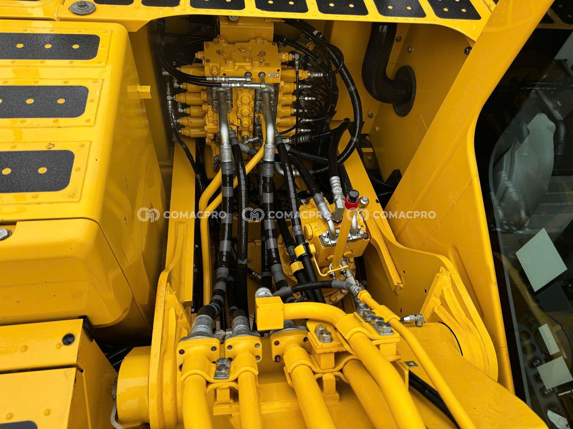 2019 - KOMATSU PC200-11 Máy xúc đào bánh xích, ảnh 6