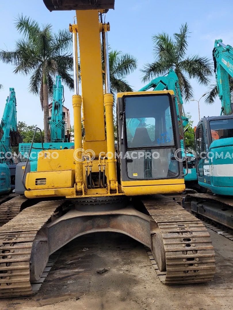 Máy xúc bánh xích KOMATSU PC200-6E - 1999