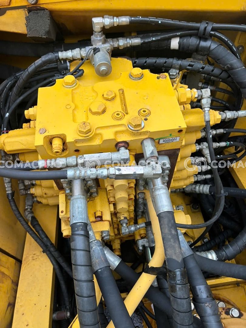 2011 - KOMATSU PC200-8 Máy xúc đào bánh xích, ảnh 15