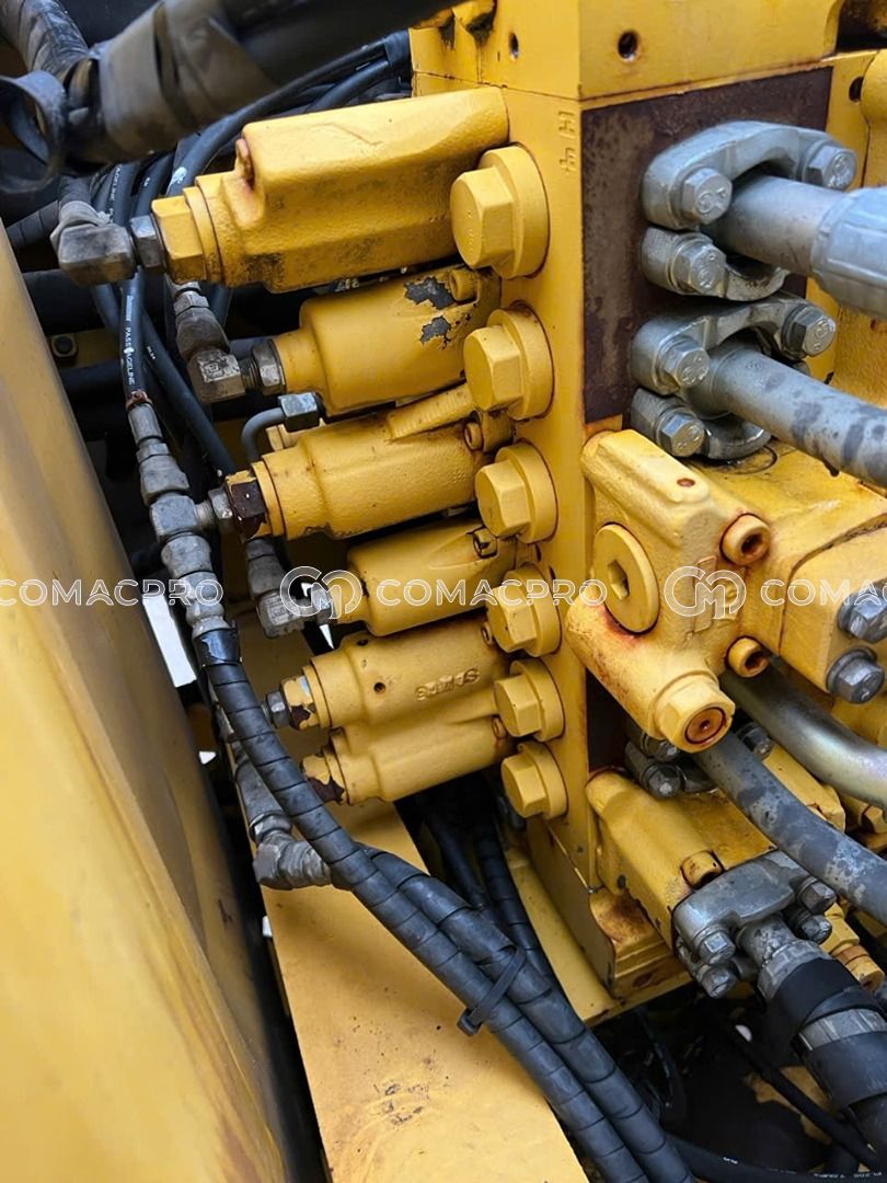 2011 - KOMATSU PC200-8 Máy xúc đào bánh xích, ảnh 18
