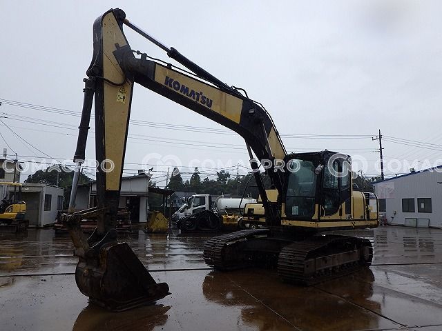 Máy xúc bánh xích KOMATSU PC200-8N1 - 2013