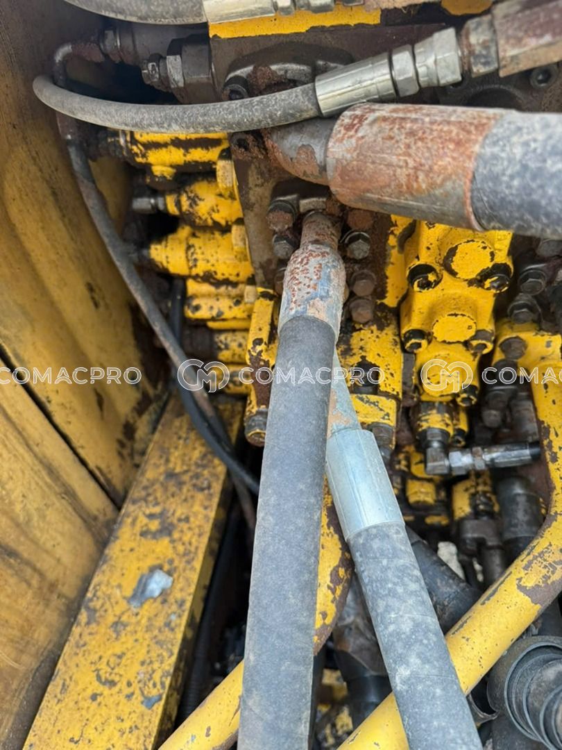 KOMATSU PC200-8 Máy xúc đào bánh xích, ảnh 13
