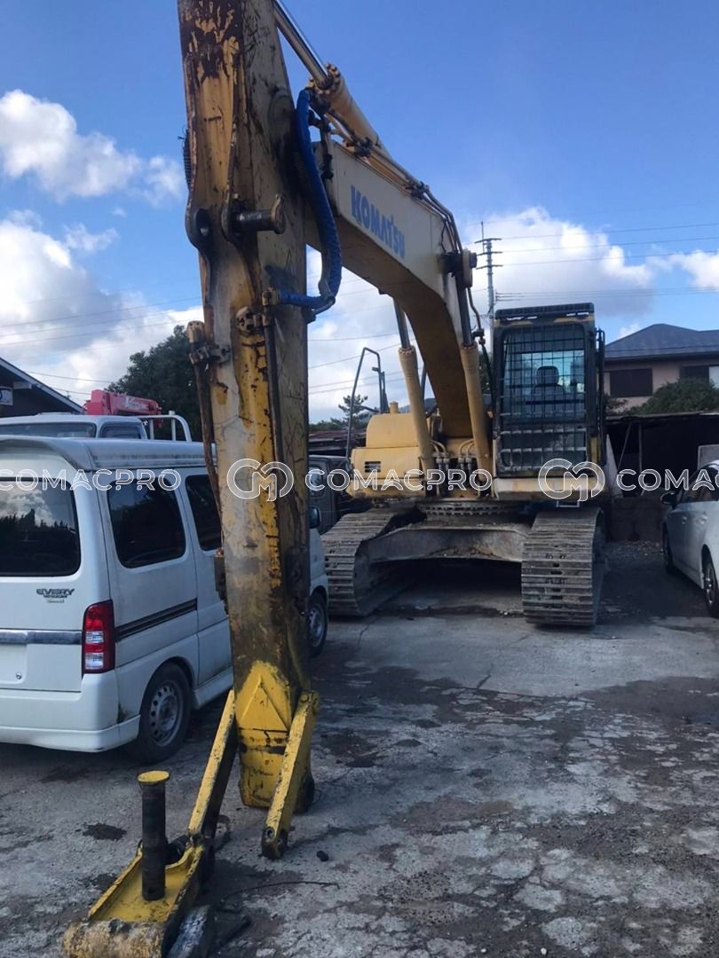 Máy xúc bánh xích KOMATSU PC210-8N1 - 2013
