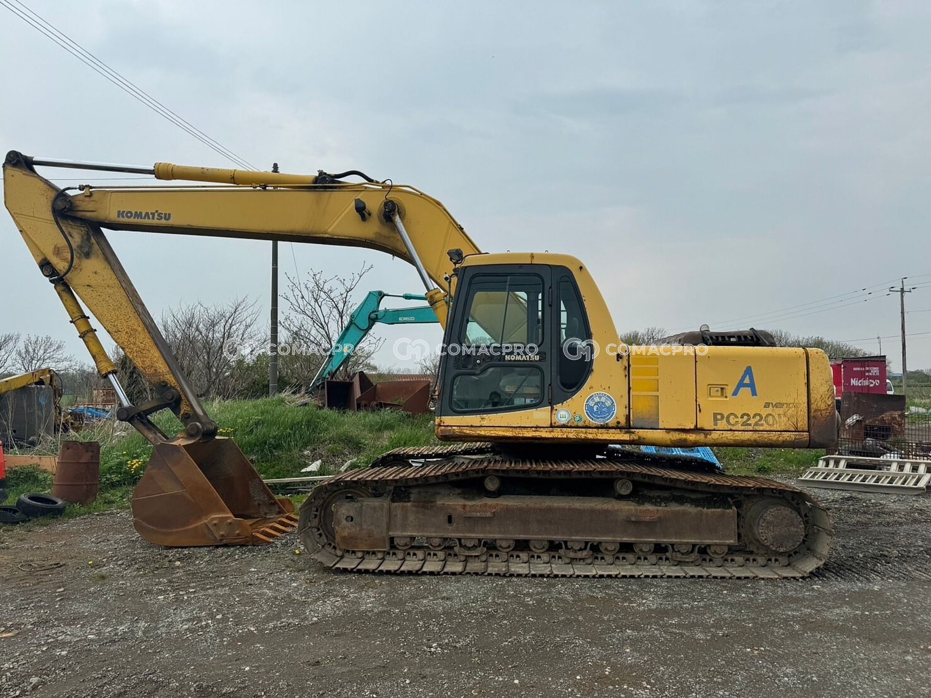 Máy xúc bánh xích KOMATSU PC220-6E - 1998