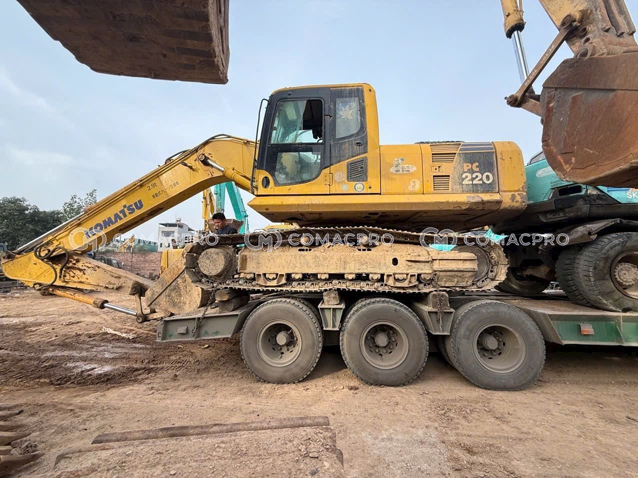 KOMATSU PC220-8 Máy xúc đào bánh xích, ảnh 8