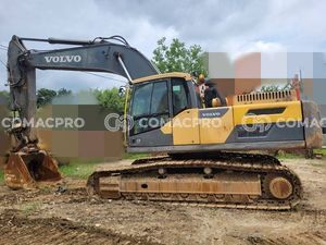 Máy xúc bánh xích VOLVO EC300DL - 2013