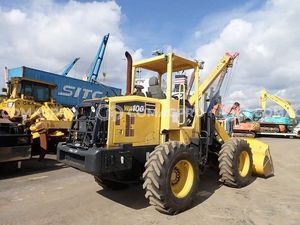 Máy xúc lật KOMATSU WA100 - 2015
