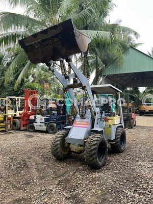 Máy xúc lật MITSUBISHI WA200 - 1992