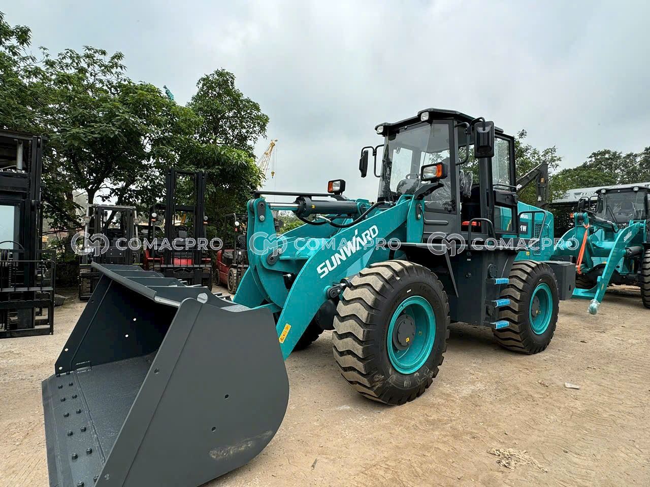 Máy xúc lật SUNWARD SL54W - 2024