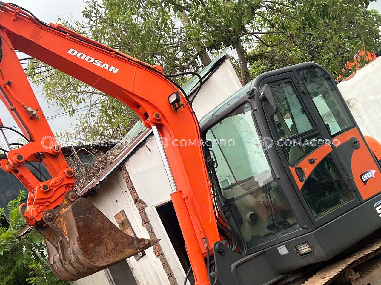 Máy xúc mini DOOSAN SL55-VS - 2007