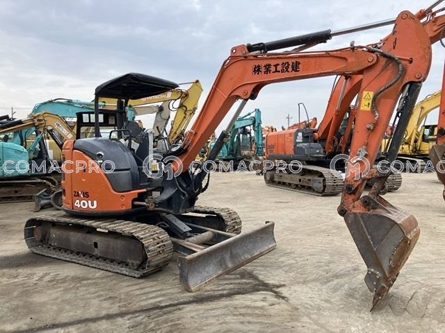 mimi Japanese Used Mini-Excavators HITACHI ZX40U-5B TOKU WORLD BE2776