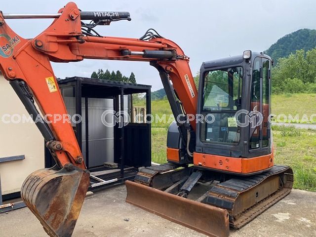 2013-年HITACHI ZX55UR-3 小型挖掘机- CoMacPro