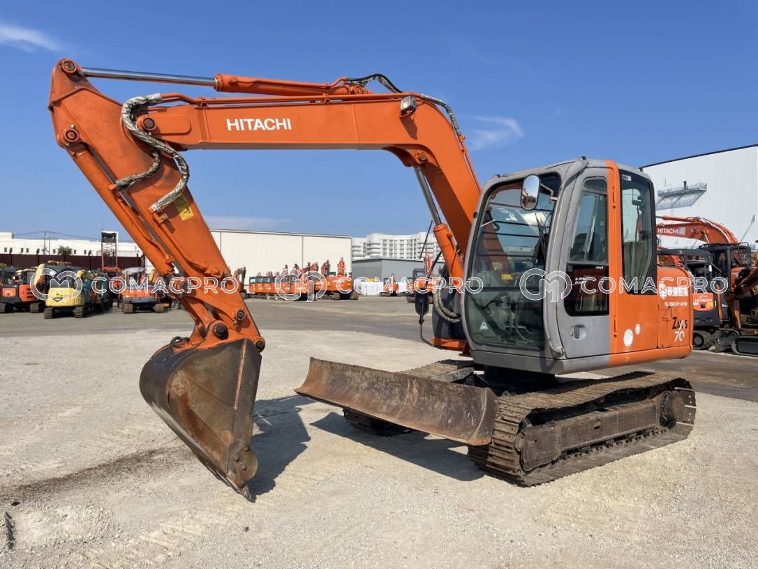 2005-年HITACHI ZX70 小型挖掘机- CoMacPro