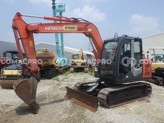 2014-年HITACHI ZX70-3 小型挖掘机- CoMacPro