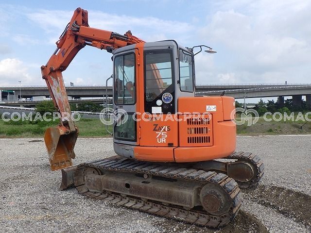 2005-年HITACHI ZX75UR 小型挖掘机- CoMacPro