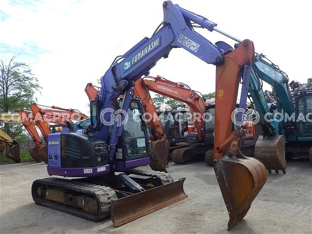 2015-年HITACHI ZX75UR-5B 小型挖掘机- CoMacPro