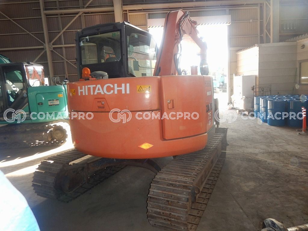 2013-年HITACHI ZX75US-3 小型挖掘机- CoMacPro