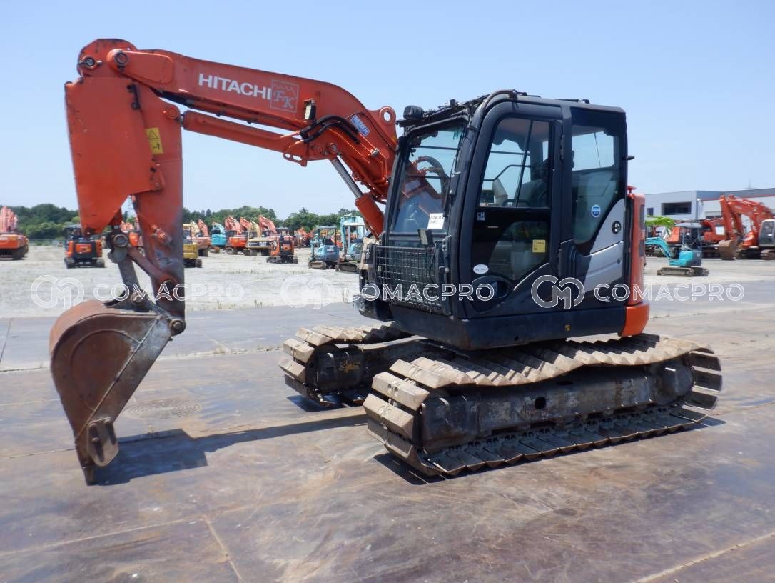 2015-年HITACHI ZX75US-5B 小型挖掘机- CoMacPro