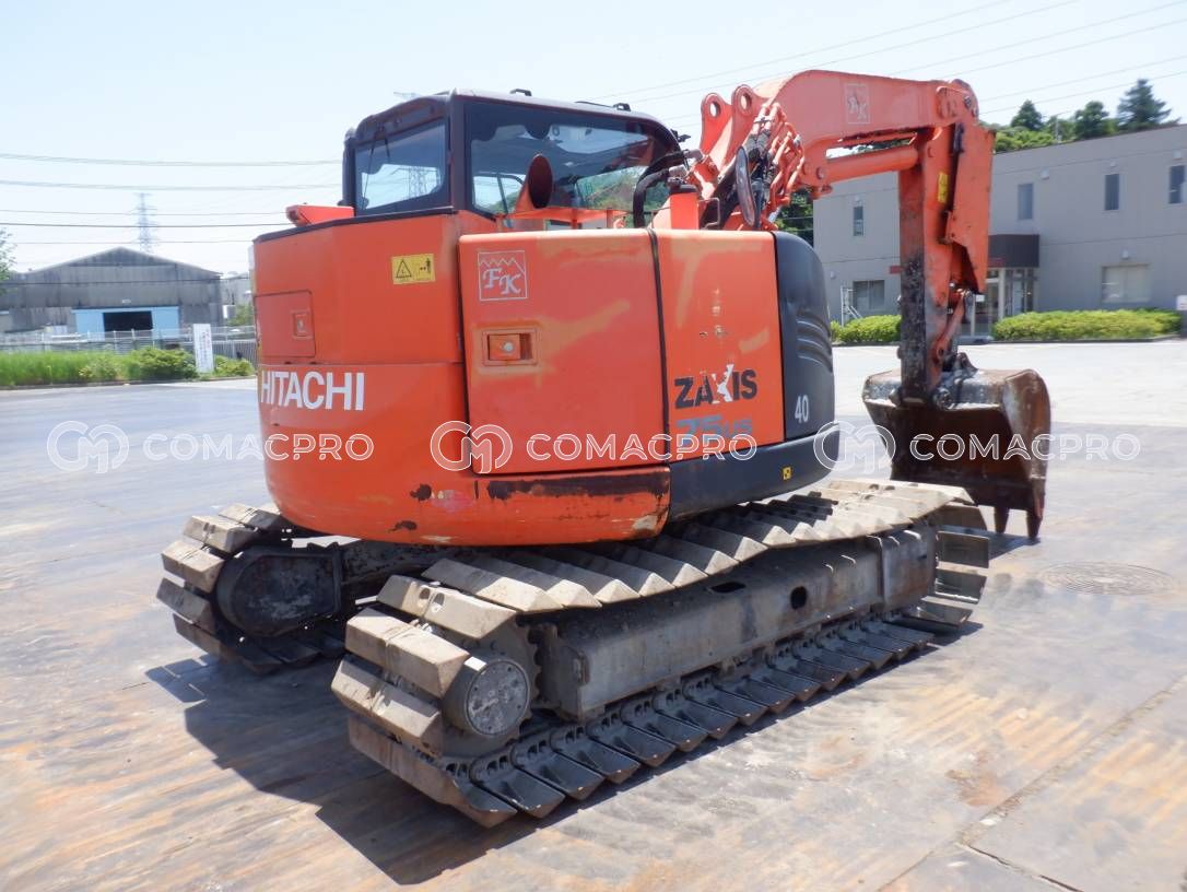 2015-年HITACHI ZX75US-5B 小型挖掘机- CoMacPro