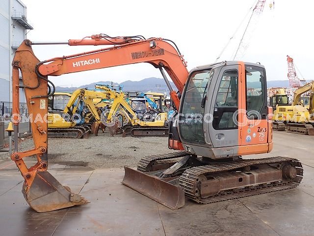 2005-年HITACHI ZX75US-A 小型挖掘机- CoMacPro