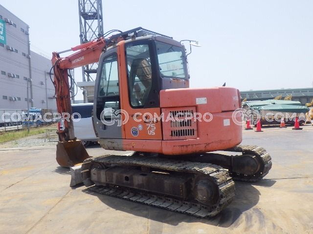 小物 (^^) 2004-年HITACHI ZX75US-A 小型挖掘机- CoMacPro