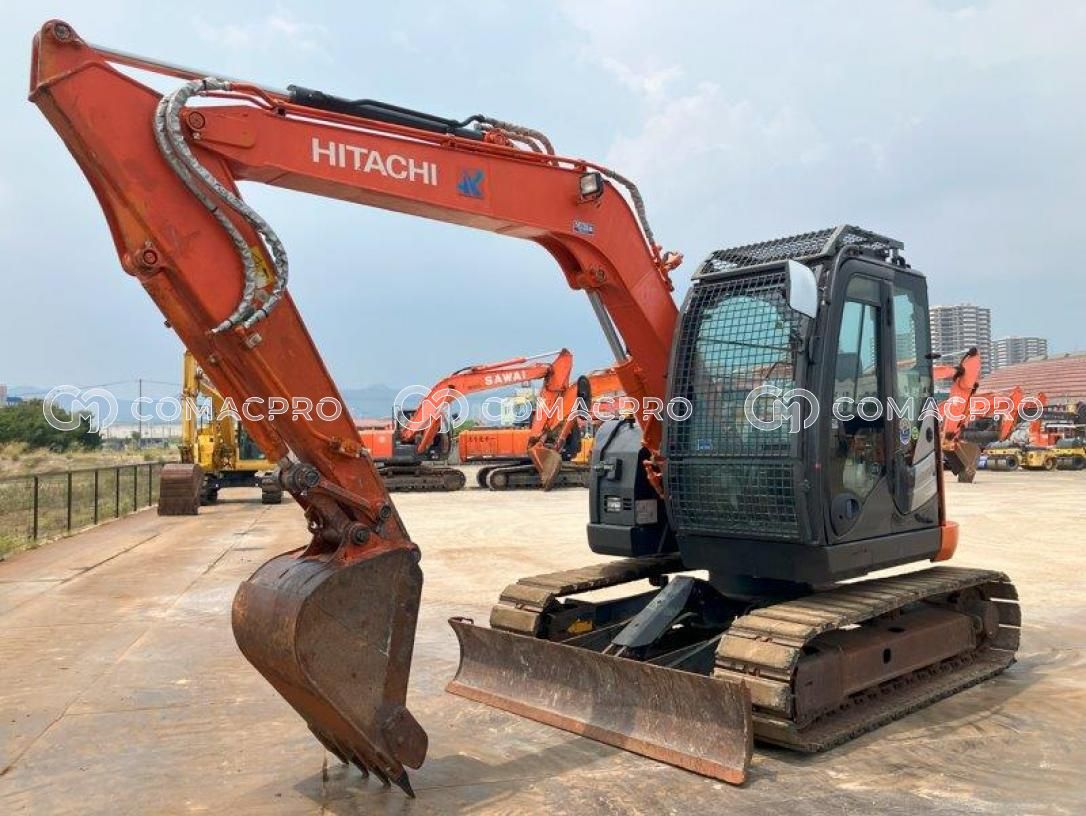 2017-年HITACHI ZX75USK-5B 小型挖掘机- CoMacPro