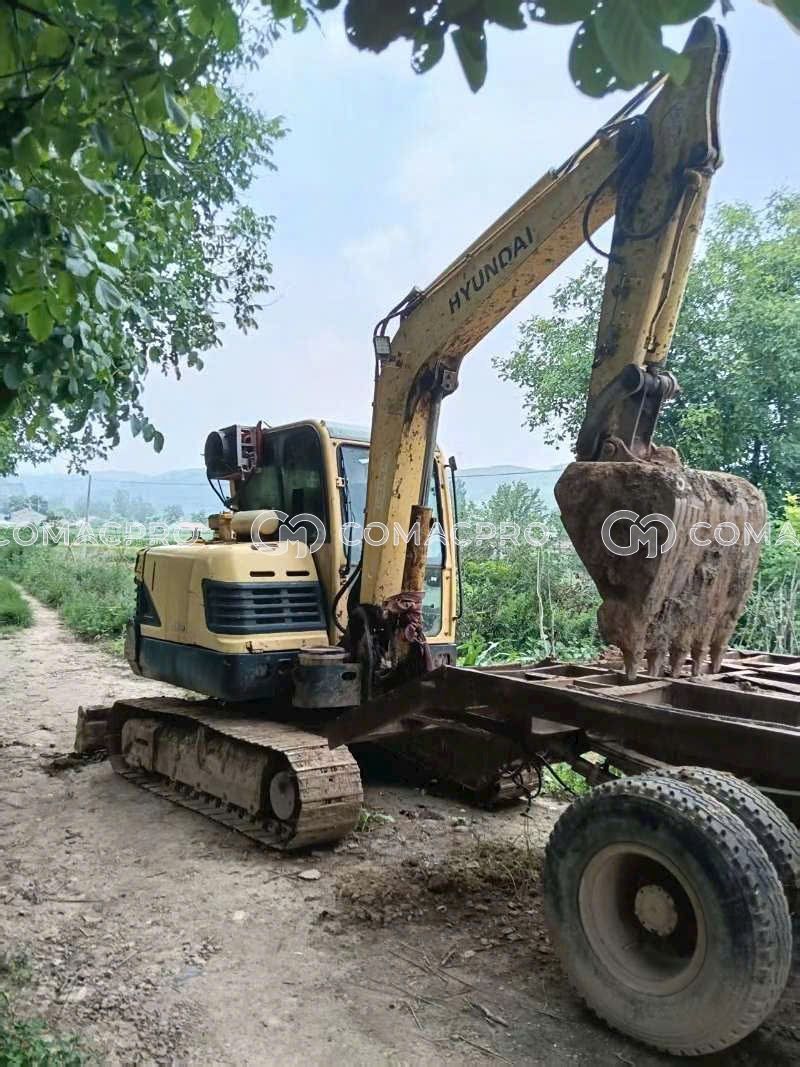 Máy xúc mini HYUNDAI ROBEX 70-9