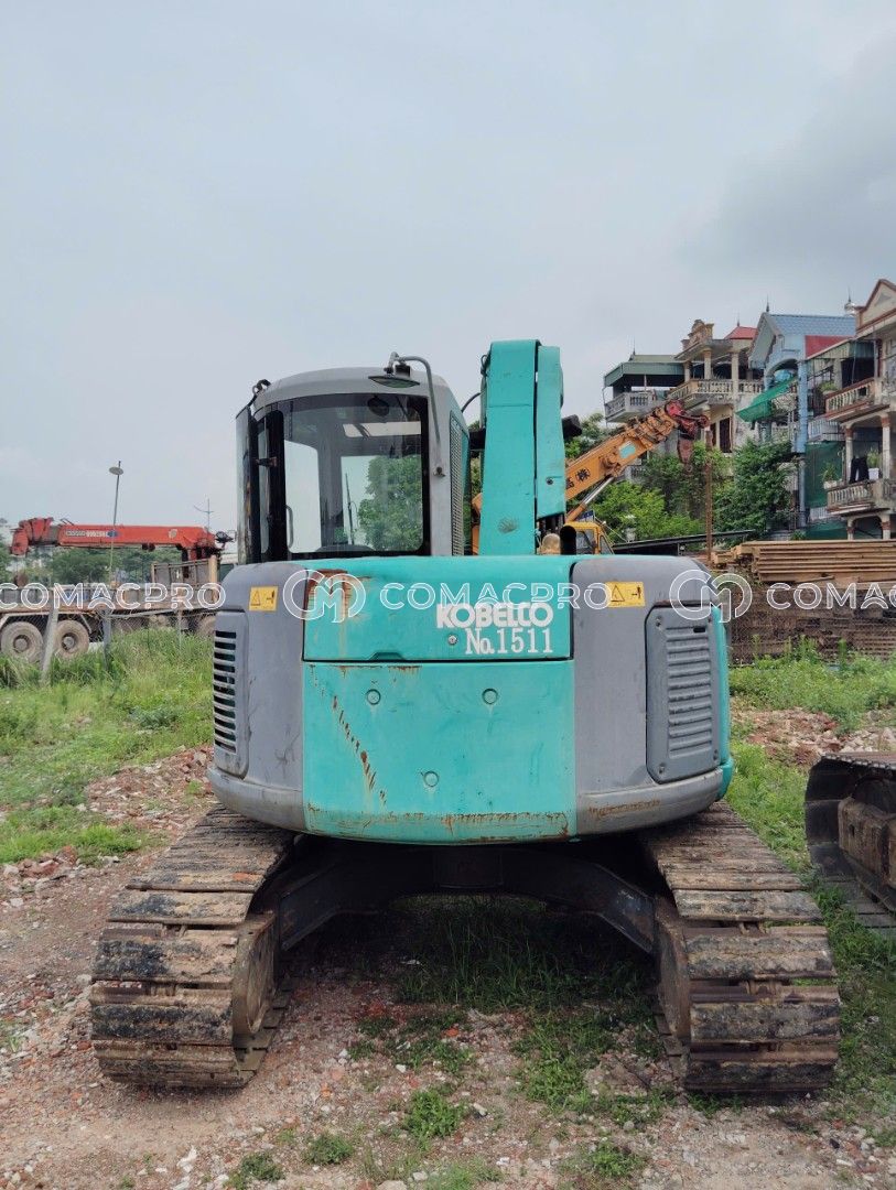 Máy xúc mini KOBELCO SK75UR-3E 2005