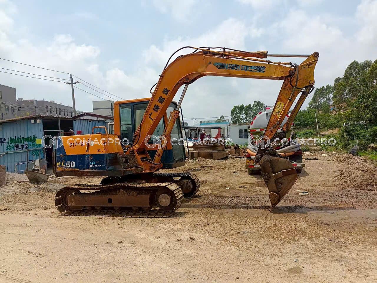 Máy xúc mini KOMATSU PC60-6