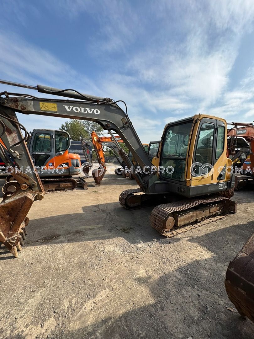 Máy xúc mini VOLVO EC55B - 2009