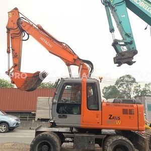 Máy xúc bánh lốp HITACHI ZX160W - 2003