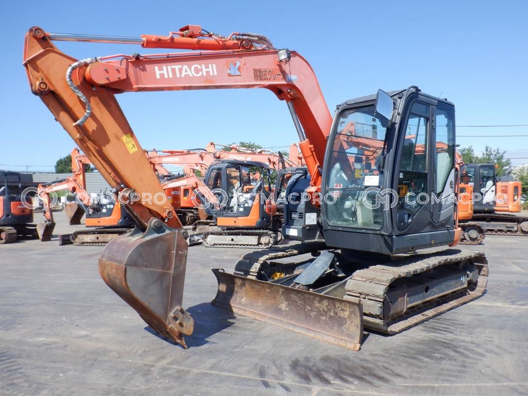2015-年HITACHI ZX75US-5B 小型挖掘机- CoMacPro
