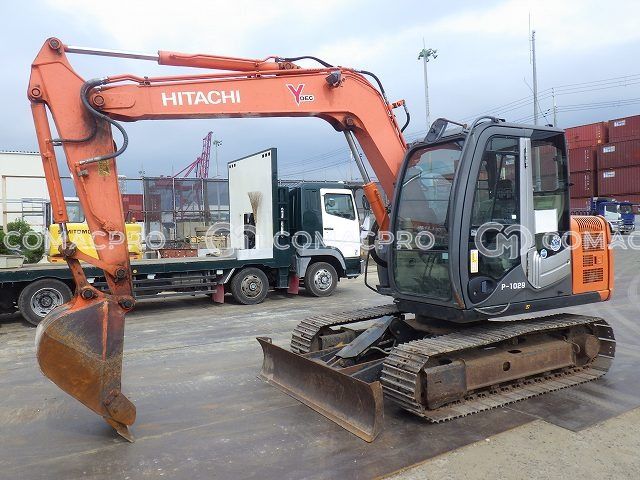 2011-年HITACHI ZX70-3 小型挖掘机- CoMacPro