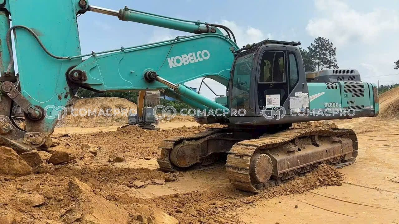 Máy xúc bánh xích KOBELCO SK460-8 - 2012