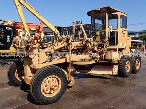 Xe san gạt KOMATSU GD31RC-3 - 1988