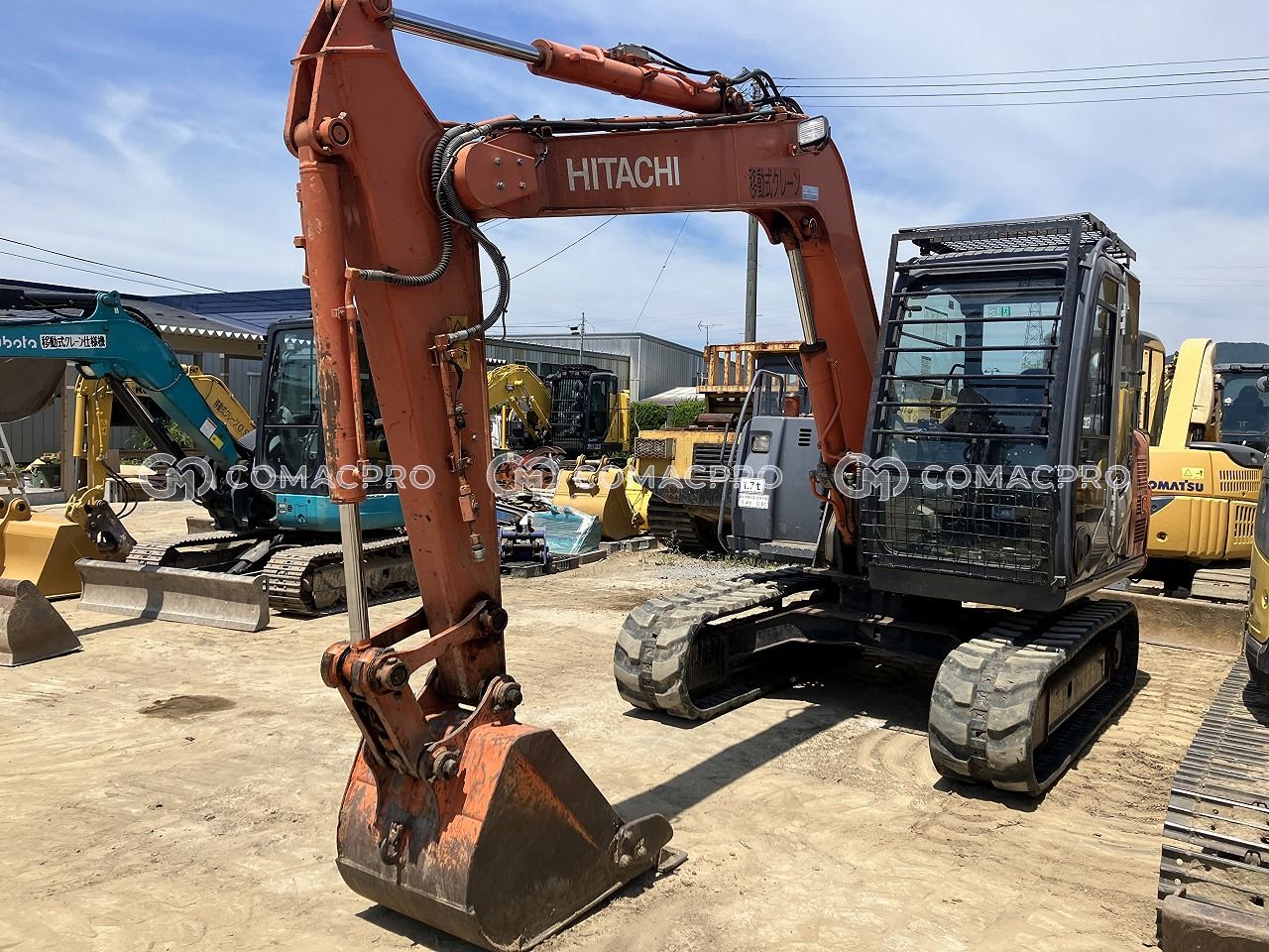 2014-年HITACHI ZX70-3 小型挖掘机- CoMacPro