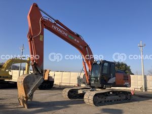 Máy xúc bánh xích HITACHI ZX240LC-6 - 2020