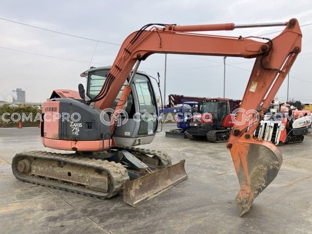 HITACHI ZX75US-A 小型挖掘机- CoMacPro