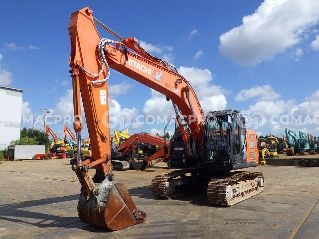 博士！ 2016-年HITACHI ZX225USRK-5B 履带式挖掘机- CoMacPro