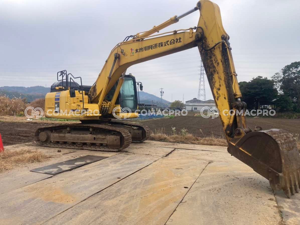 Máy xúc bánh xích KOMATSU PC200-11 - 2021