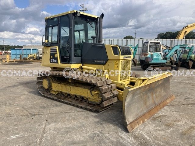 Xe ủi KOMATSU D31PX-21 - 2006