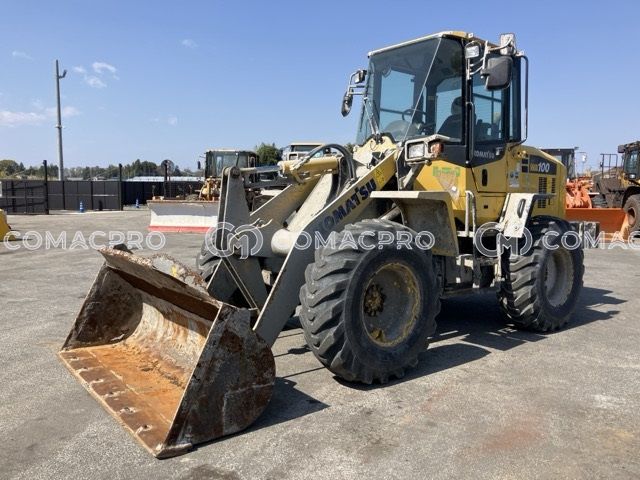 Máy xúc lật KOMATSU WA100-7 - 2017