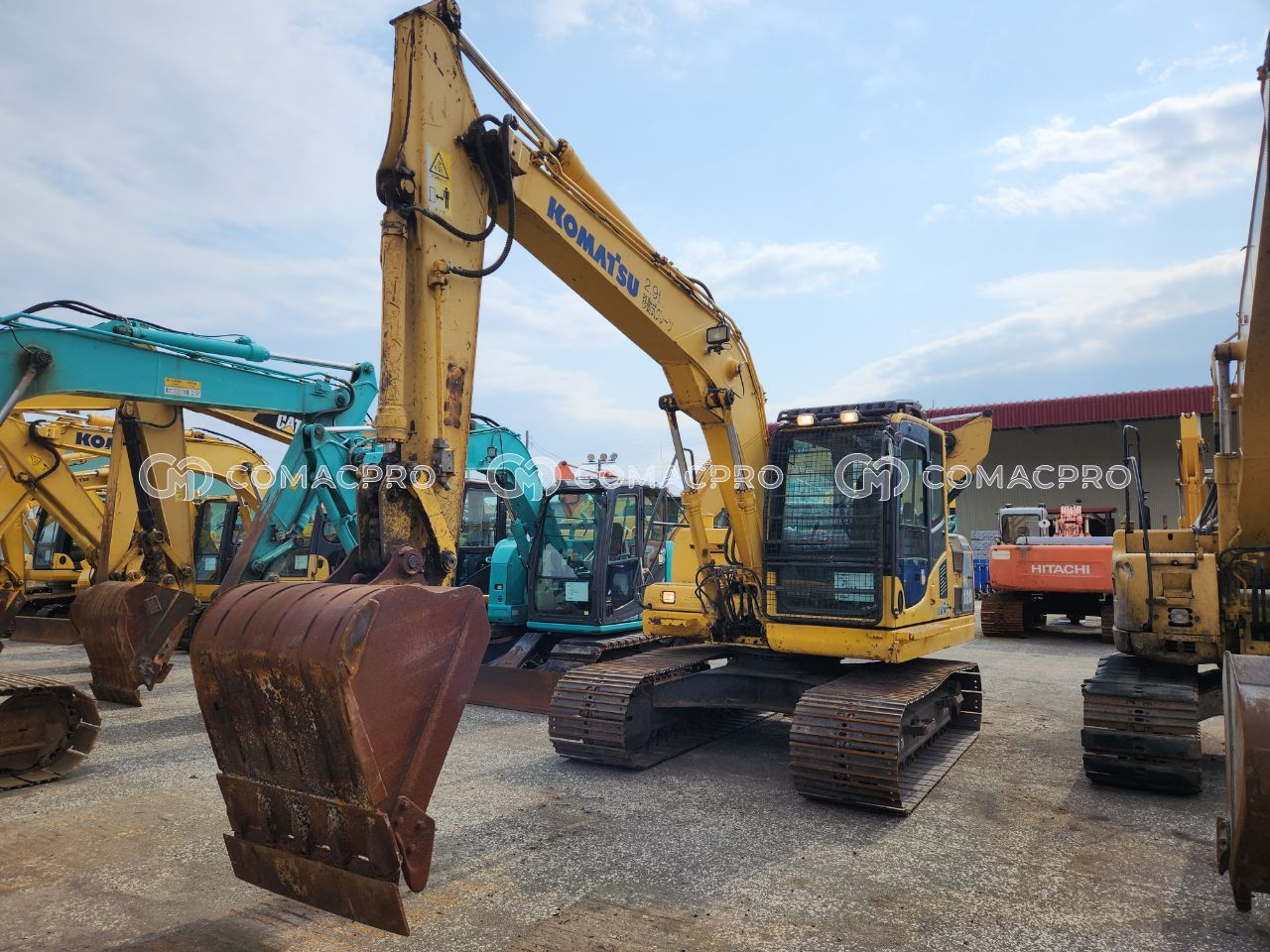 Máy xúc bánh xích KOMATSU PC120-8 - 2014