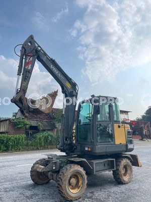 Máy xúc bánh lốp VOLVO EW60C - 2014