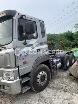Xe đầu kéo HYUNDAI HD440 - 2005
