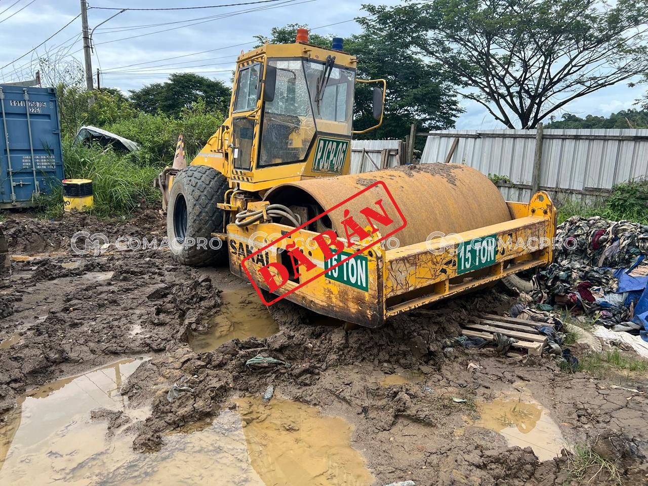 Xe lu SAKAI SV700D - 2019