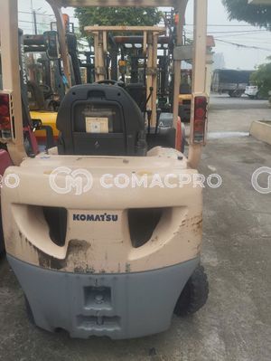 Xe nâng dầu KOMATSU FD15-18 - 2004